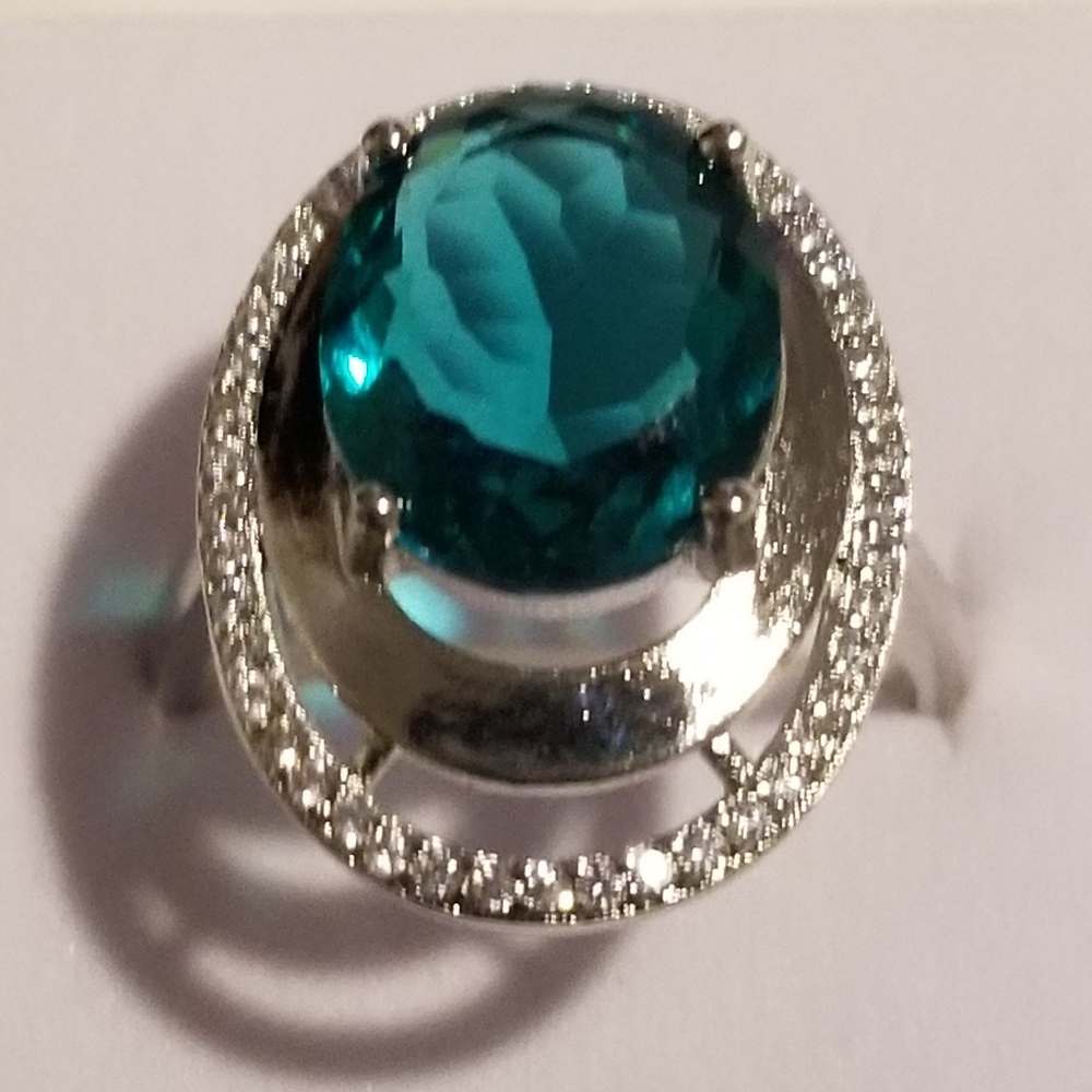 🌺 Vintage Aquamarine Halo Silver Ring
